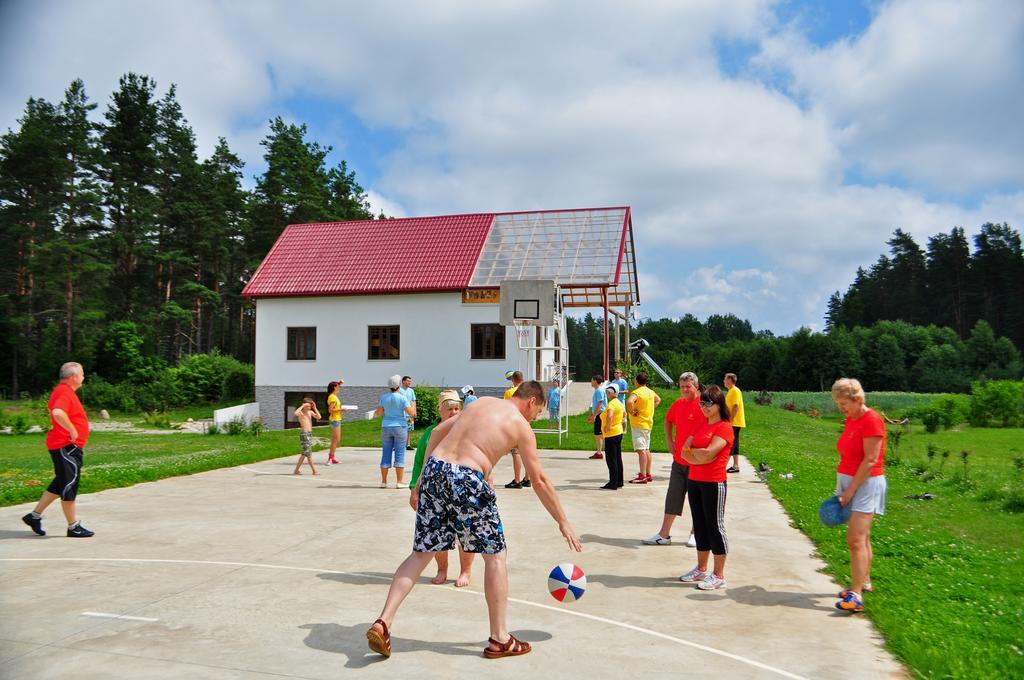 Guesthouse Leiputrija Ādaži Екстериор снимка