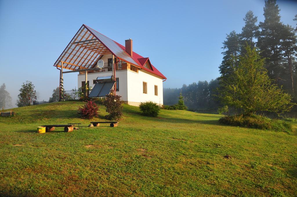 Guesthouse Leiputrija Ādaži Екстериор снимка