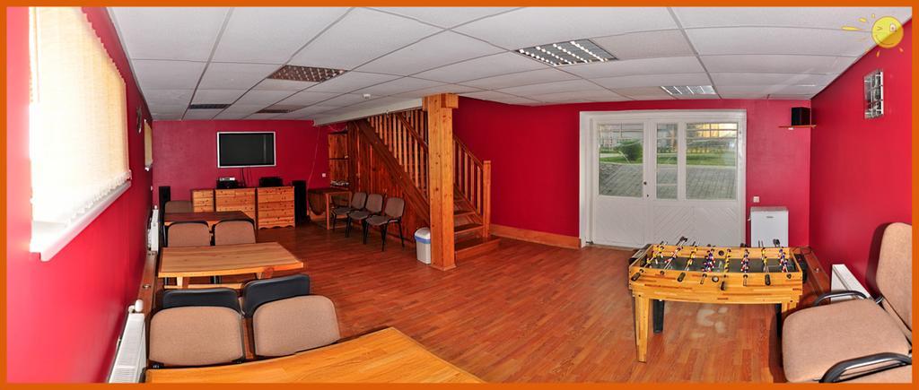 Guesthouse Leiputrija Ādaži Екстериор снимка