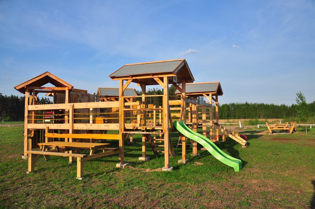 Guesthouse Leiputrija Ādaži Екстериор снимка