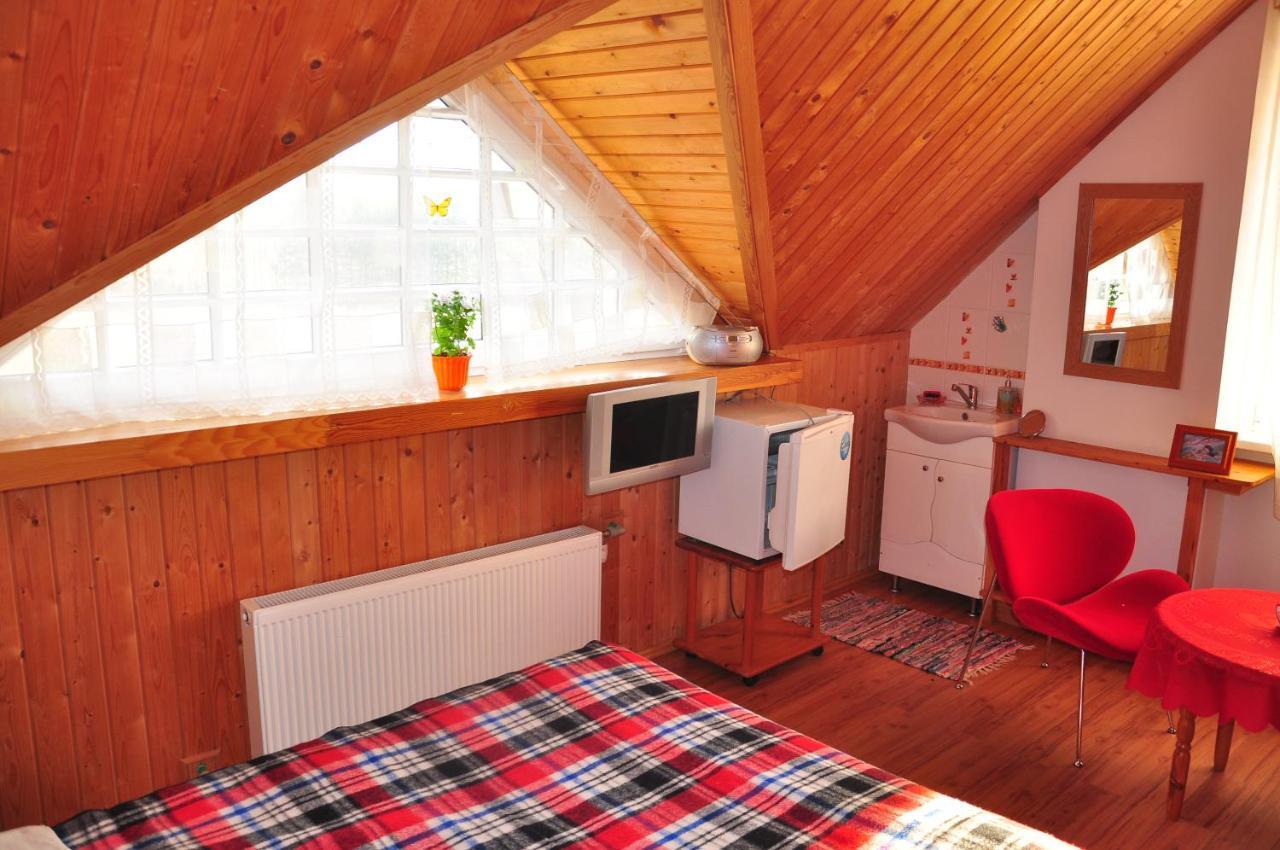 Guesthouse Leiputrija Ādaži Екстериор снимка